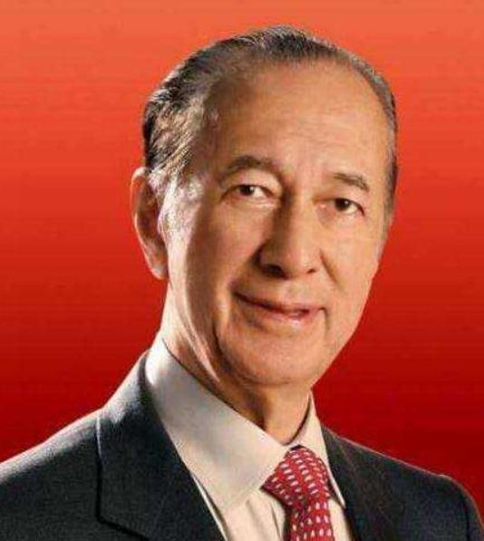 剪不断理还乱!何超琼站C位无人敢抢 扒扒赌王家族跟娱乐圈的那些事