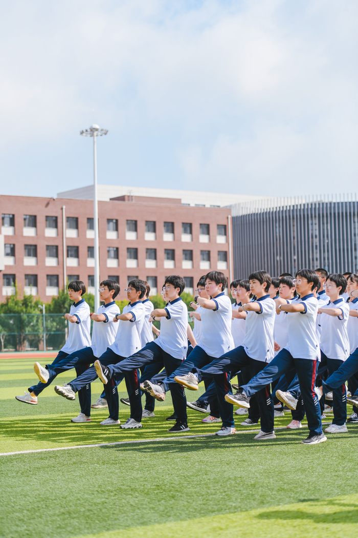 济南历城二中校服图片图片