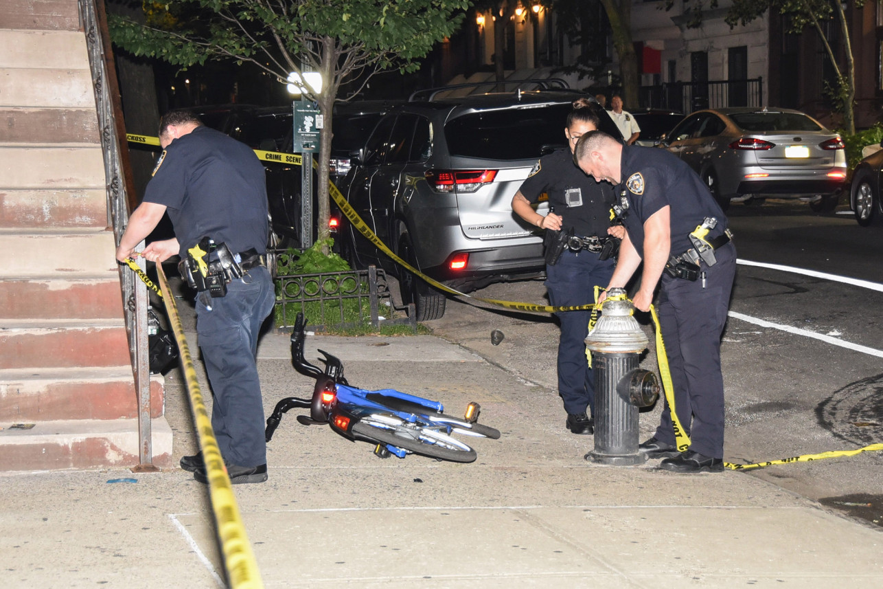 美国纽约市周末再现枪击夜 造成7人受伤1人死亡
