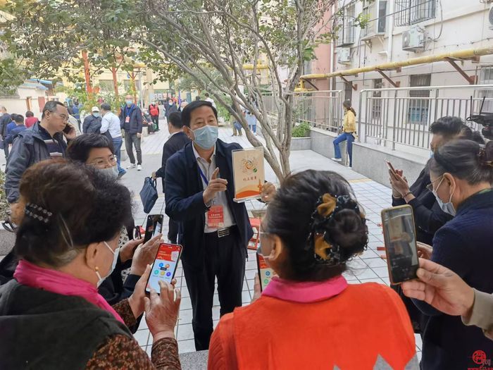 医养结合如何更好开展？“商量”调研组深入社区开展现场商量