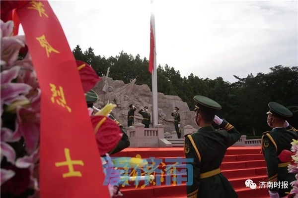 今天，济南这一幕幕，令人泪目！