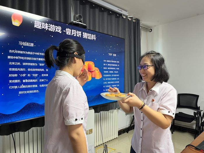 tqb谈球吧：浓情中秋“共话”团圆