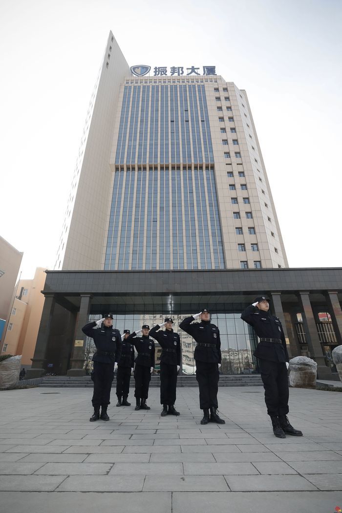 视频炼真金锻好钢振邦保安给大家拜年