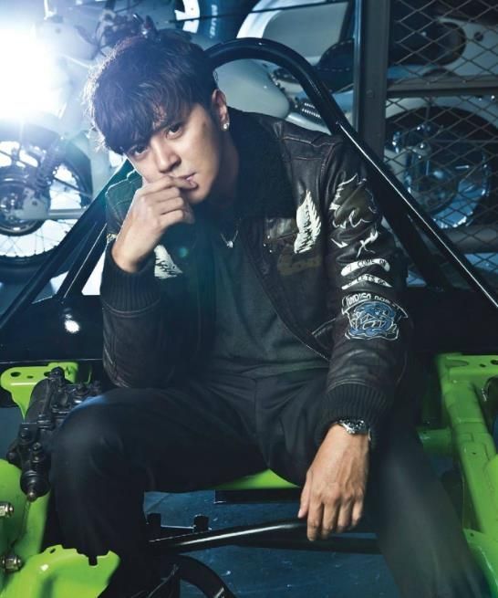 周扬青小号曝昔日聊天记录 形象崩塌的罗志祥将何去何从？