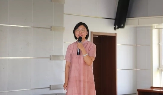 五十六中学李涛老师,尹向前老师和汇文实验学校梁慧明老师进行《大学