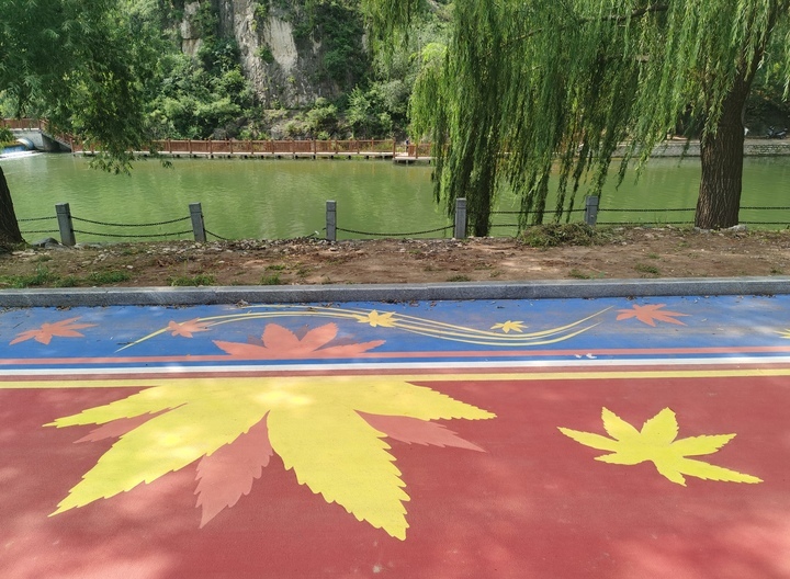 路畅景美，彩绘绿道点缀济南103省道旅游公路