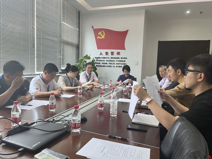 “商量”调研组到济南融汇老商埠开展现场商量：寻访人间烟火气 探秘商埠新活力 