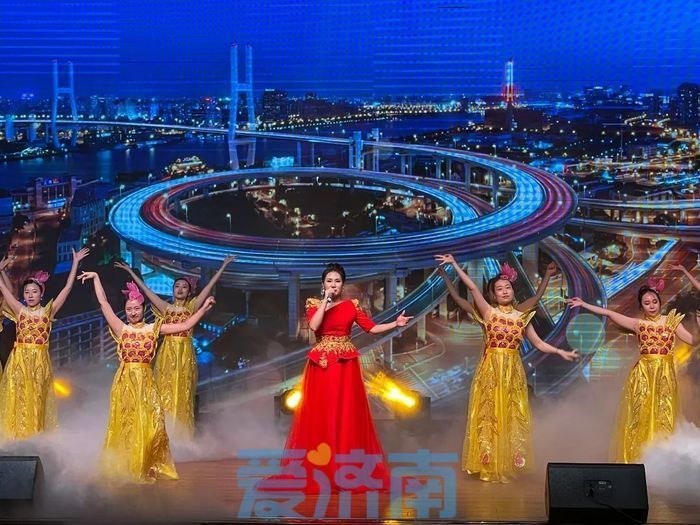 幸福柳下党旗红：王舍人街道举办“喜迎二十大 奋进新征程”庆七一文艺汇演