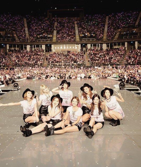 今天又是羡慕经纪人的一天！结个婚这么多明星合体助阵