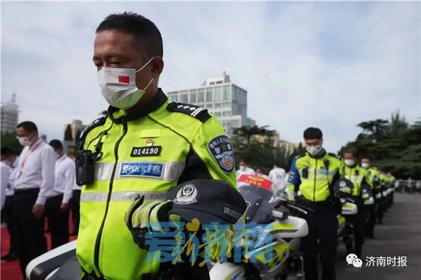 今天，济南这一幕幕，令人泪目！