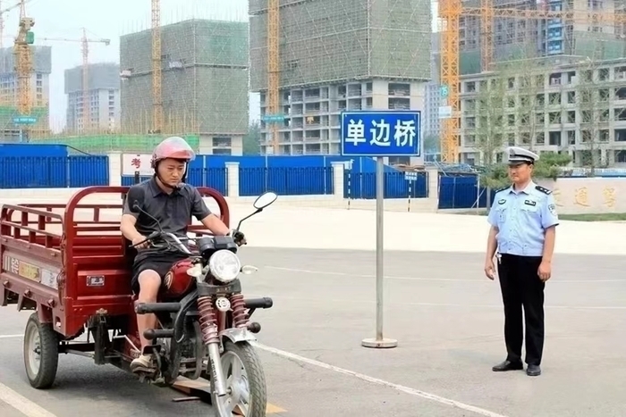 济南人关于摩托车考试上线检验这些内容需要了解