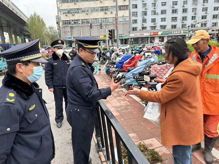 ���ѵ��ޣ�������º���ů�����ϳǹ���������������ռ��̯��ũ��Ʒ