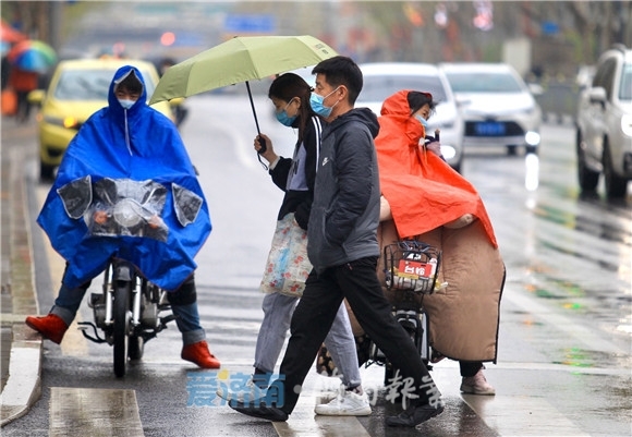 济南气温的回落降雨降温轮番登场
