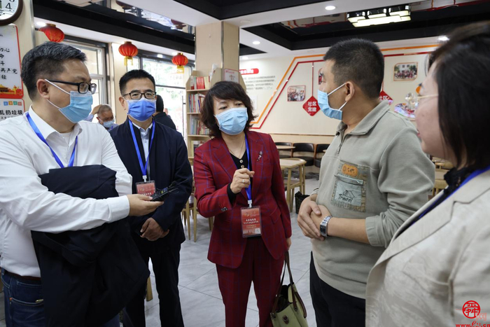 医养结合如何更好开展？“商量”调研组深入社区开展现场商量