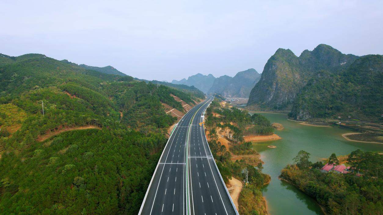 广西还持续深化应用高速公路etc及智慧交通技术,超500米跨径钢管