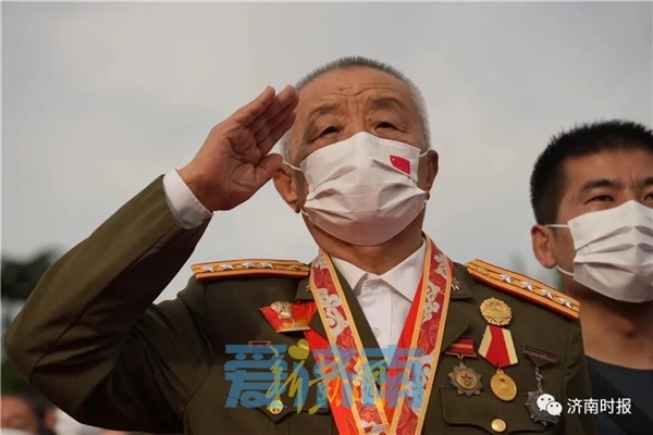 今天，济南这一幕幕，令人泪目！