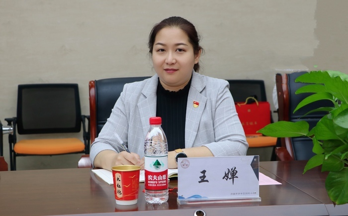 中区福景幼儿园党支部书记,园长 王婵济南市市中区经纶小学党支部书记