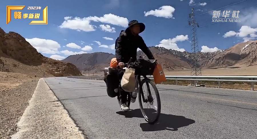 待业青年骑行8万里圈粉300万 “徐云流浪中国”的新活法