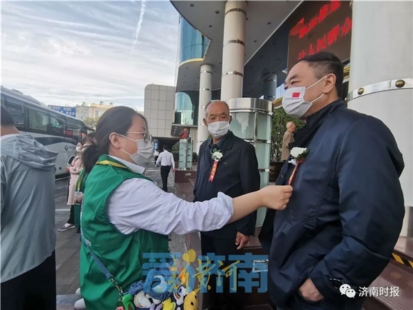 今天，济南这一幕幕，令人泪目！