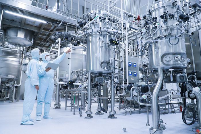 大国小鲜新发展理念丨齐鲁制药生物制药智能制造车间这里的新旧动能