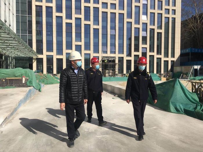 济南泺源街道：扬尘污染治理春季攻势已展开！