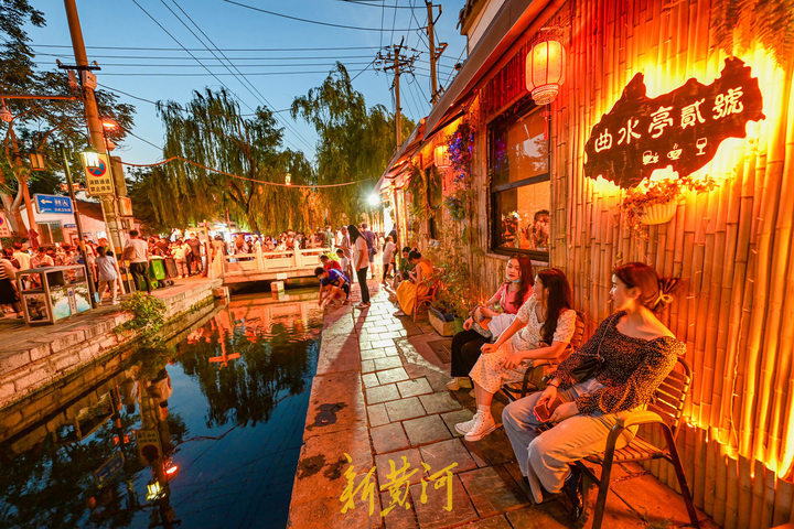 灯影花香里古韵浓热闹熟悉的曲水亭街回来了