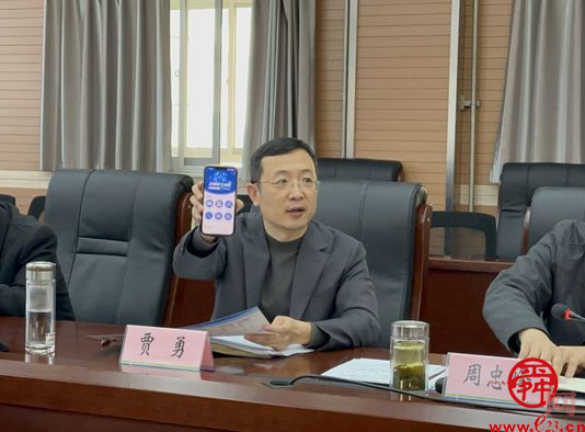 “掌上城管随手拍，人人都是巡查员”——济南市掌上城管随手拍志愿服务队成立