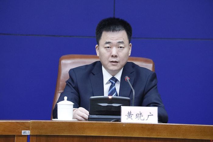 济阳区委副书记,区长黄晓广介绍,济南市第十二次党代会明确提出:"汇