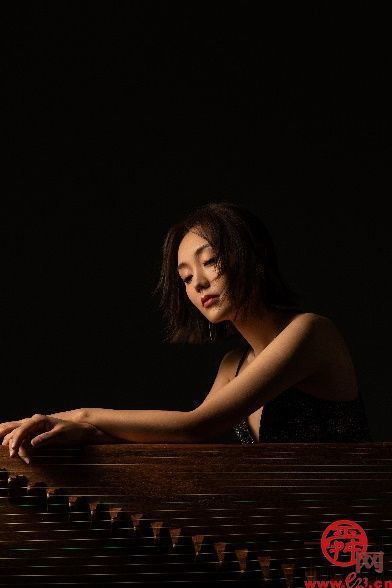 六名金钟奖金奖获得者选手奏响泉城金钟之星古筝艺术盛典11月15日在