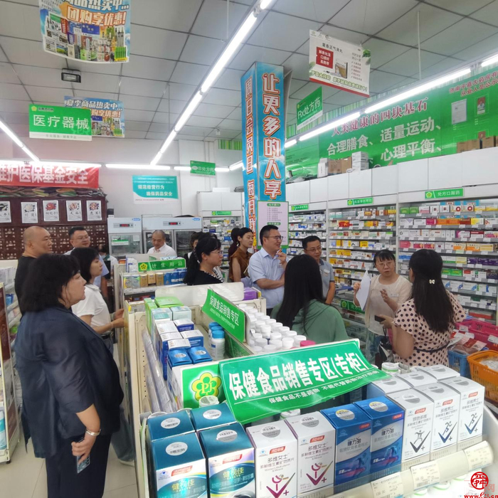 向内“挖潜”向外“借力” 济南市行政审批服务局业务大讲堂走进药品经营许可一线