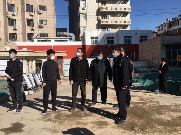 济南泺源街道：扬尘污染治理春季攻势已展开！