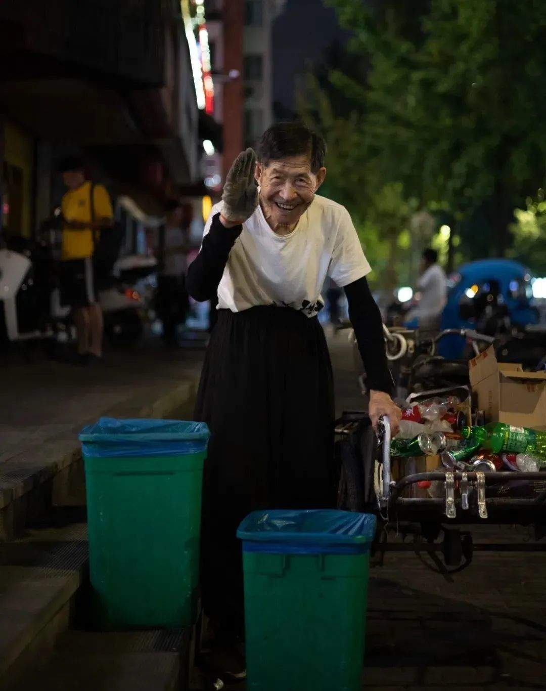 全部存款，捐出！