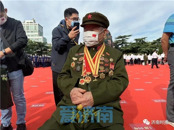 今天，济南这一幕幕，令人泪目！