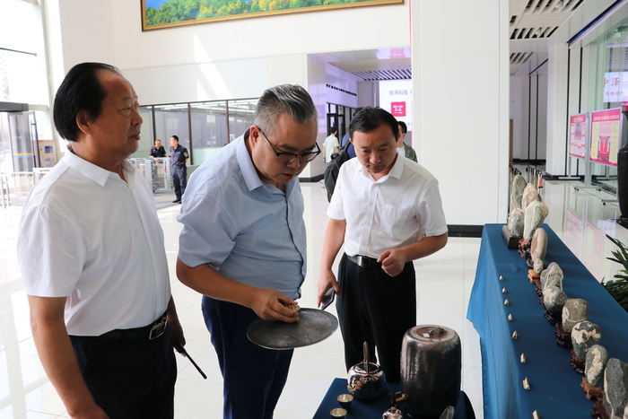 “泉水之都·诗意泉城”首届济南诗歌嘉年华活动启动