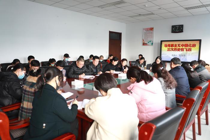济南市技师学院杜喜亮院长为教学联合党支部和汽车工程学院党支部讲