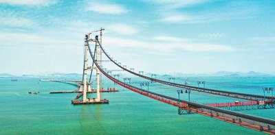伶仃洋大桥主缆完成架设 深中车程缩减100分钟