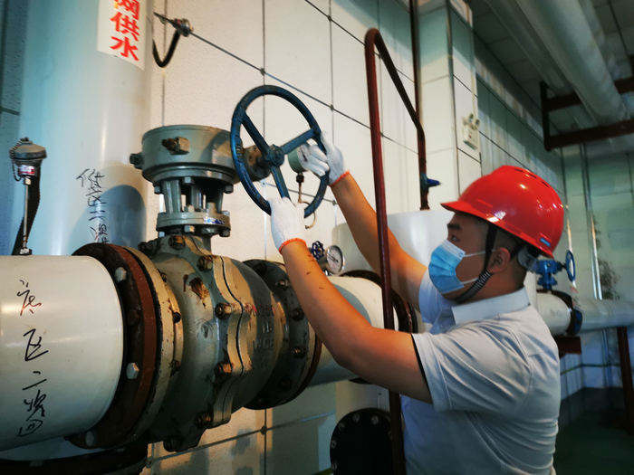 他们，用坚守岗位向祖国告白！