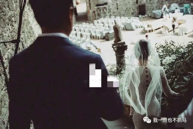 赖弘国与阿娇离婚 潇洒离婚的阿娇，这次却变成了“渣女”？