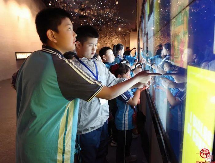 沿黄九省(区)青少年中华优秀传统文化经典诵读大赛展演暨颁奖典礼成功举办
