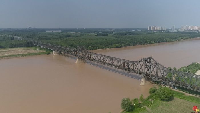 【飞“阅”泉城】感受黄河波澜壮阔 追忆百年铁路大桥