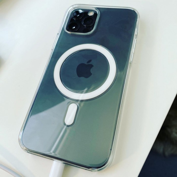 【围观】iPhone12开售排队 余承东暗讽苹果说了什么？