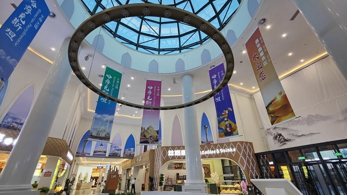 揭秘全国首条零碳+智慧高速：“黑科技”加持，过隧道不降速