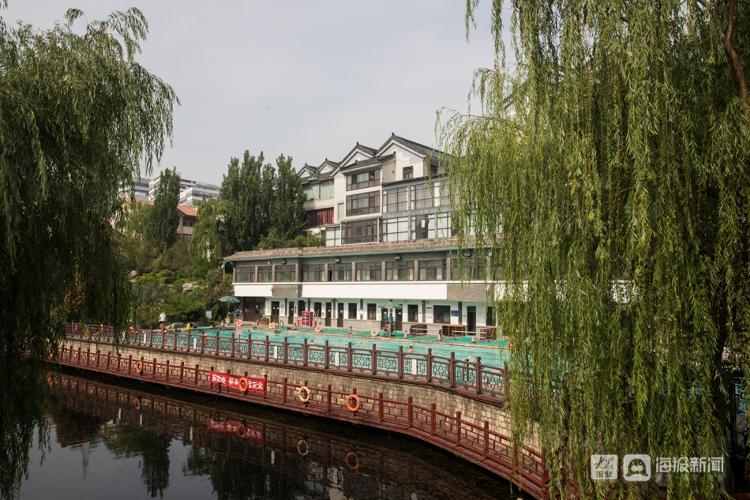 济南黑虎泉泉水浴场恢复开放 须实名预约入场