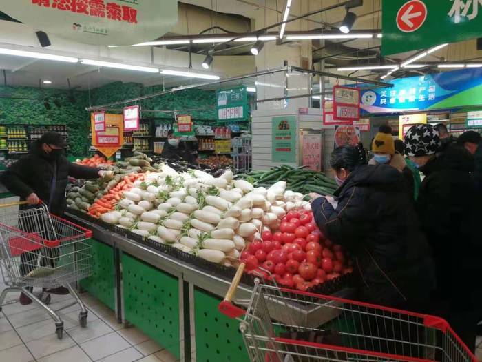 @济南市民  别慌！济南华联超市155吨果蔬于今明两日到店